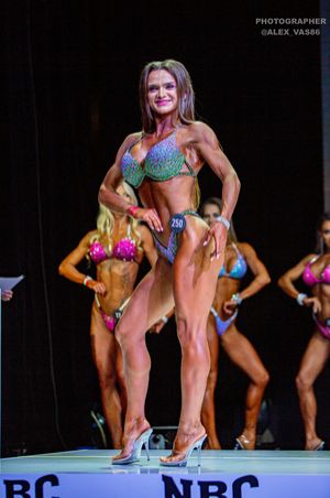 BIKINI МАСТЕРА +35